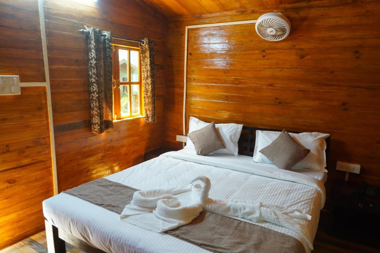 Okean Resort Vagator Esterno foto